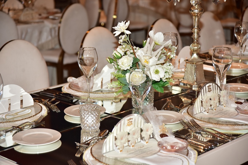 Emine Akan-Selçuk Güler  Görkemli Bir Dü�ünle Dünyaevine Girdiler 